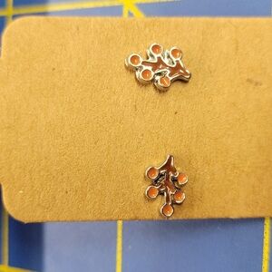 BROWN Leaf Stud Earrings